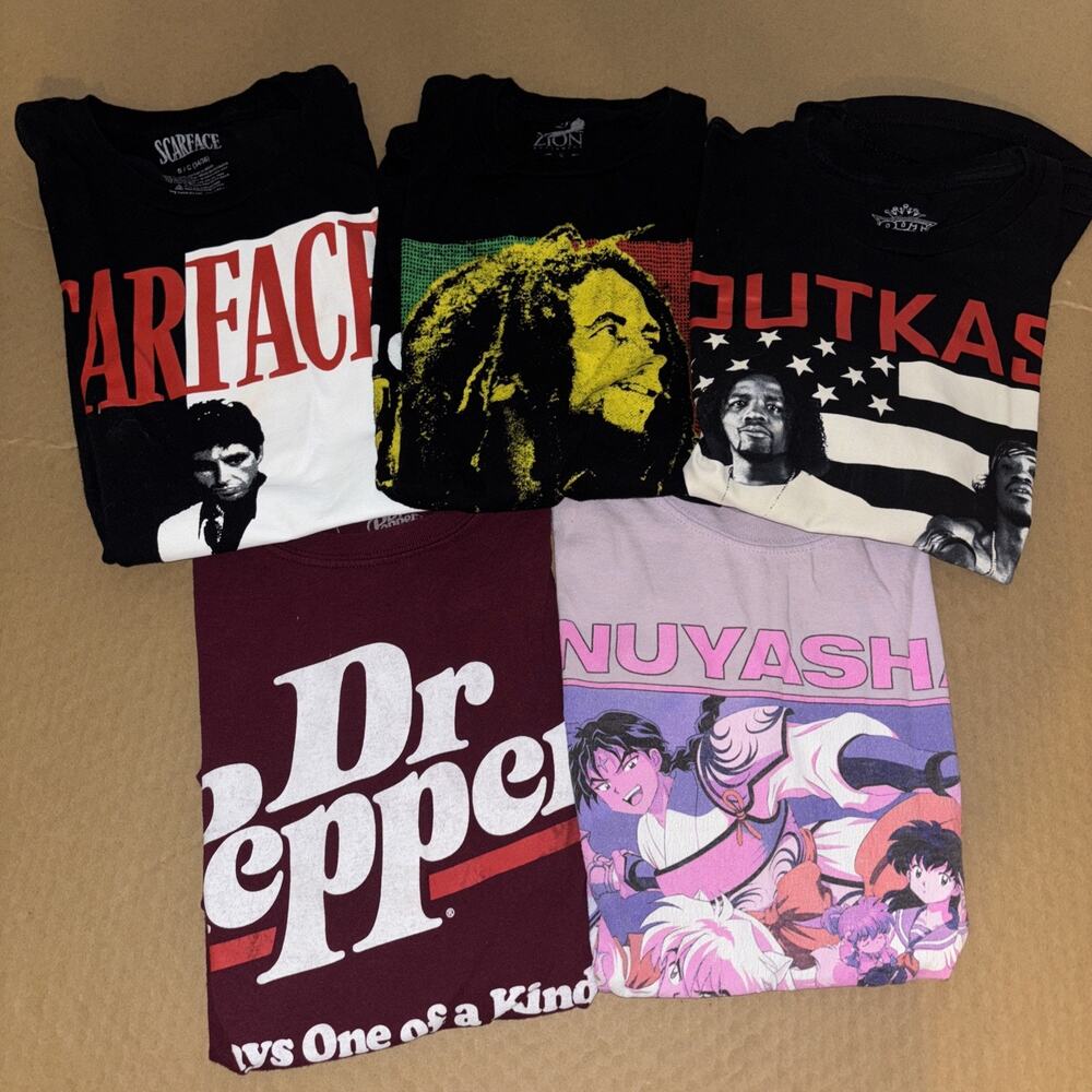 Men’s Modern T-shirt Lot Size Small 5 Piece Graphic Music Anime